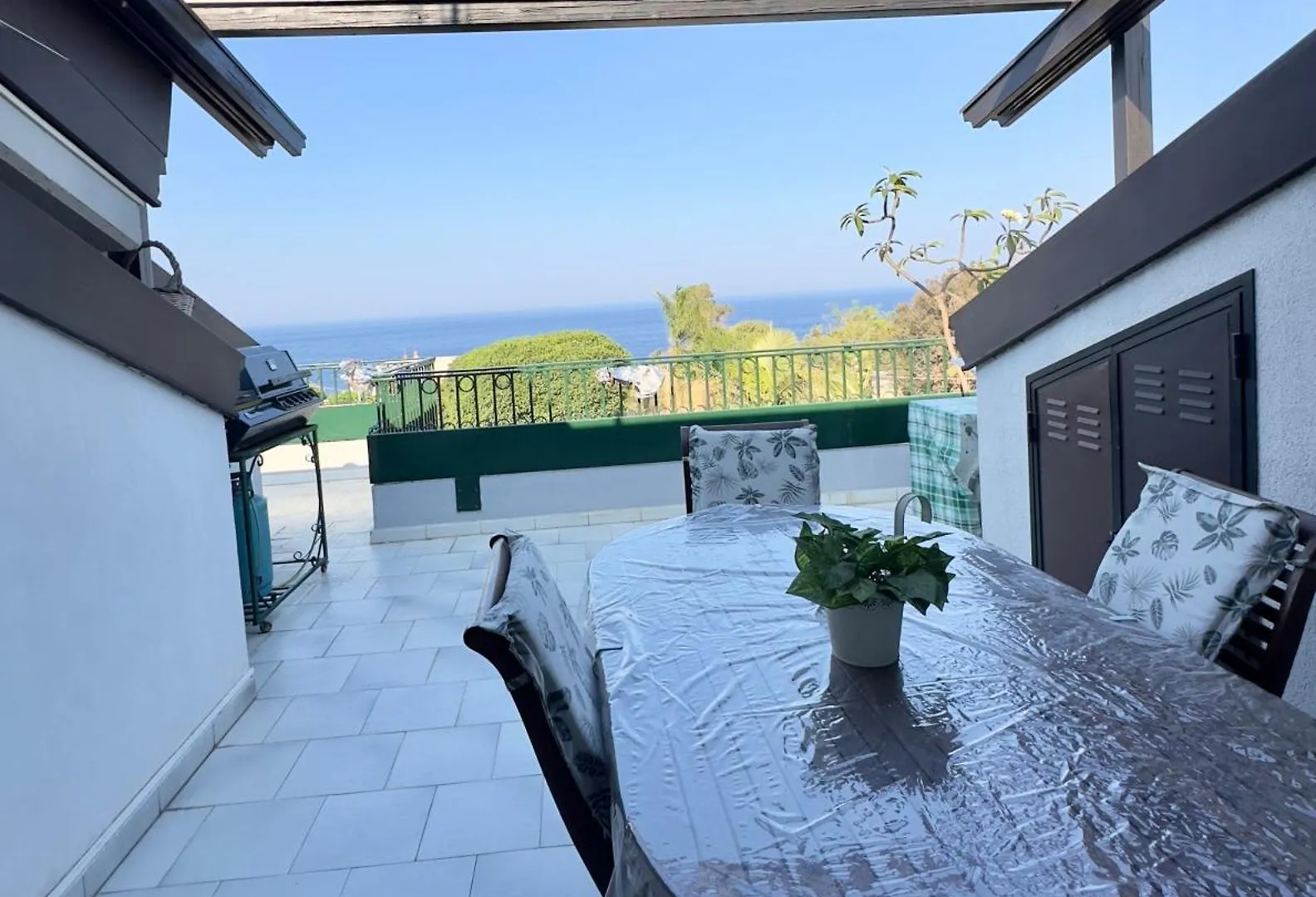Apartment Serena Mulinia Garden Acireale